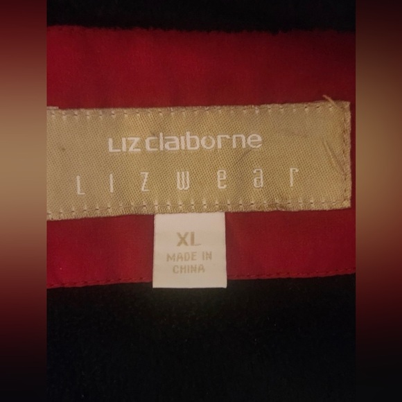 Liz Claiborne Women's Red Ski Jacket - Picture 6 of 9